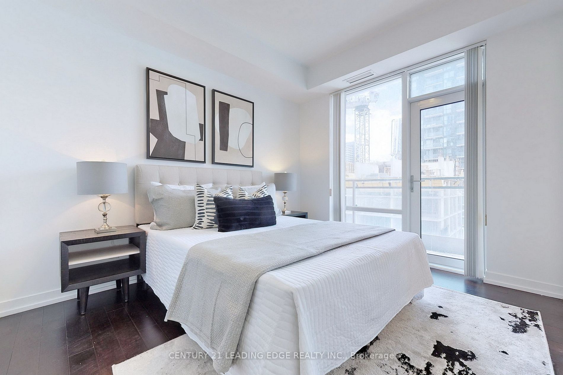 21 Widmer St, #1702