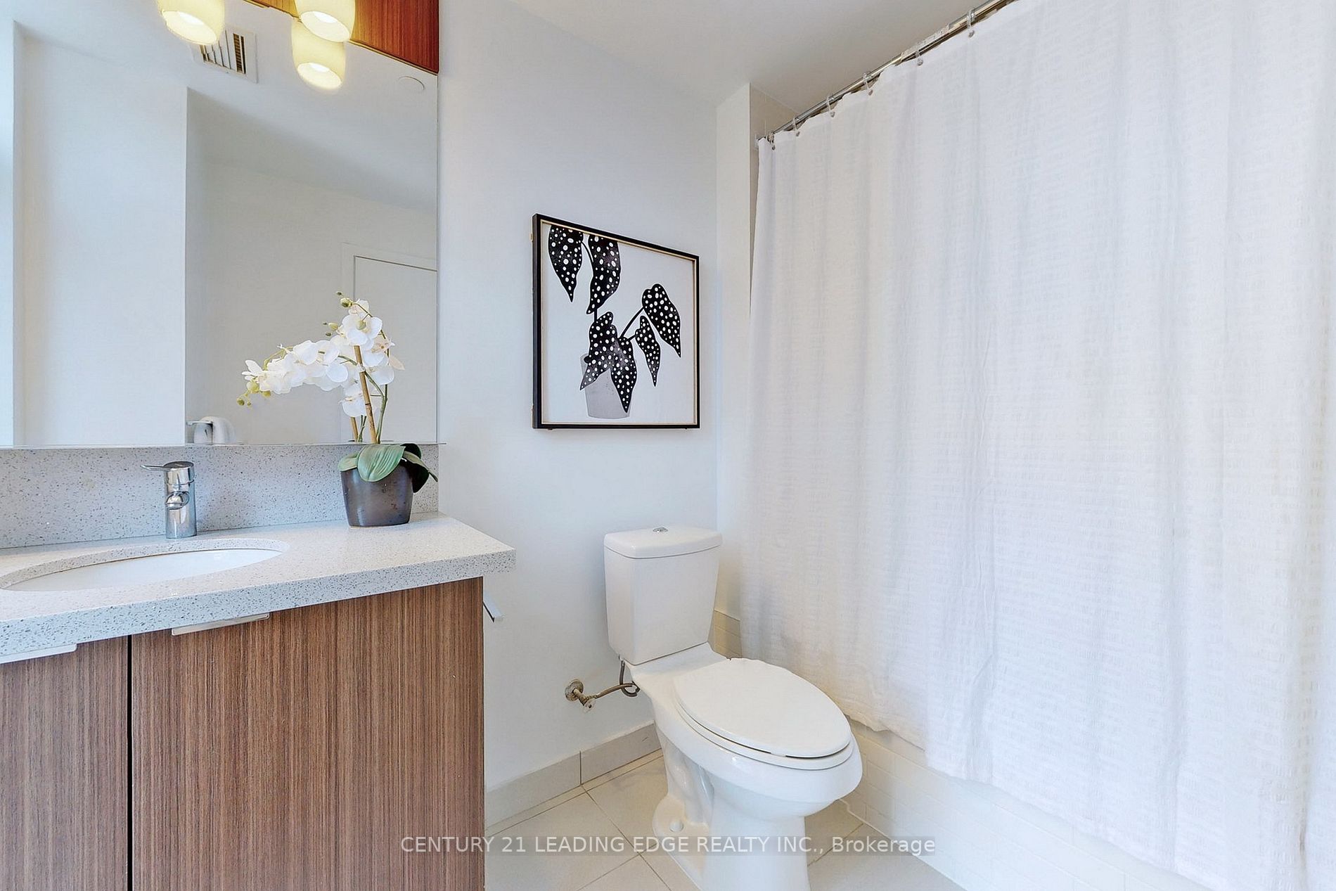 21 Widmer St, #1702