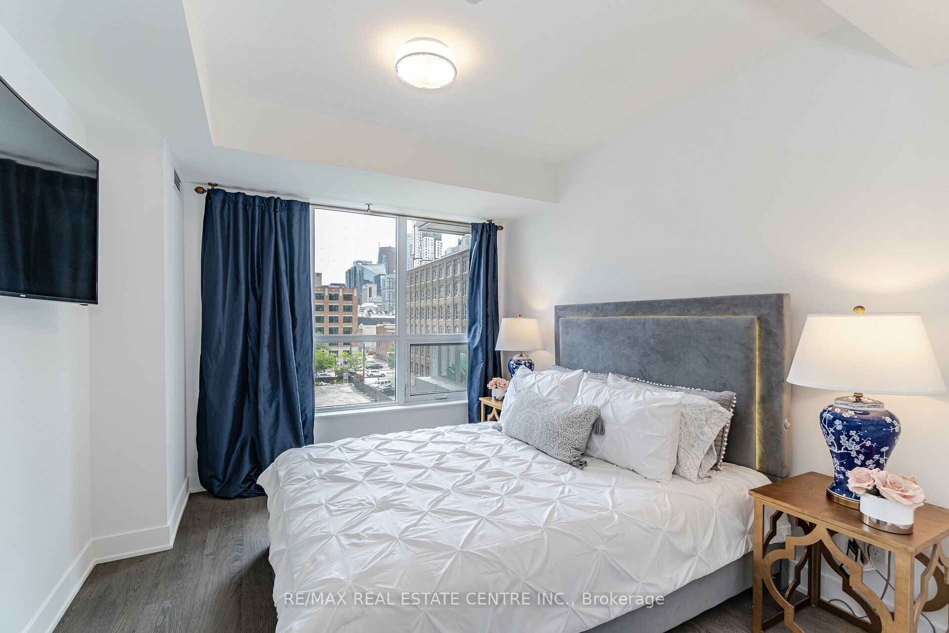 38 Cameron St, #416