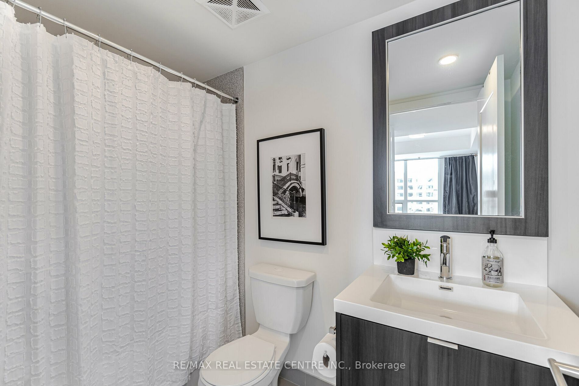 38 Cameron St, #416