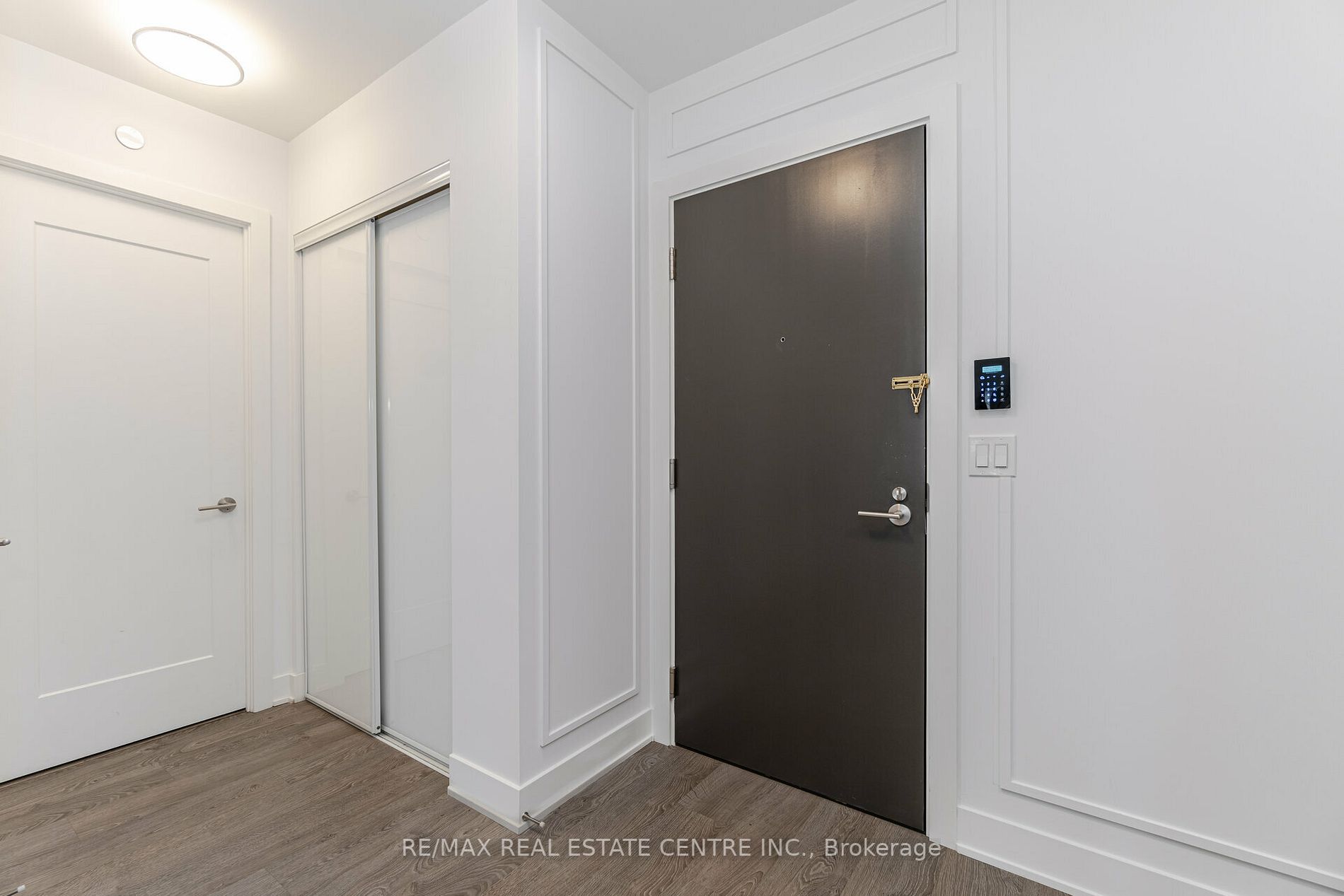 38 Cameron St, #416