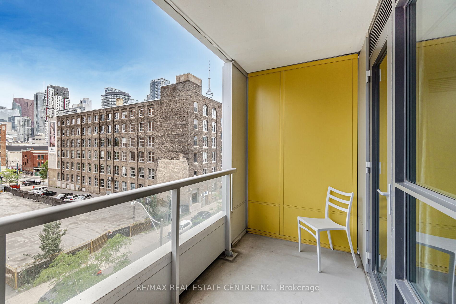 38 Cameron St, #416