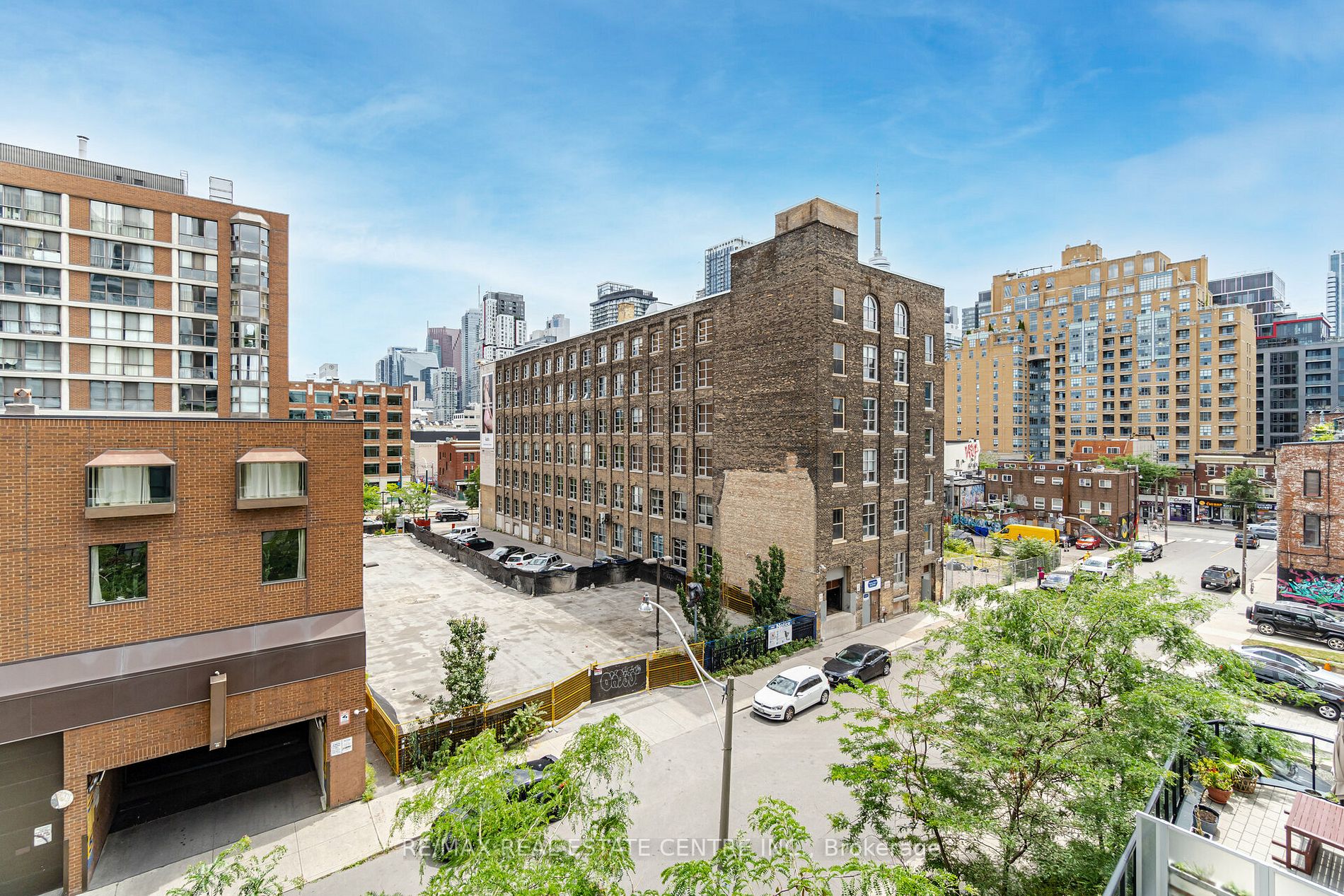38 Cameron St, #416
