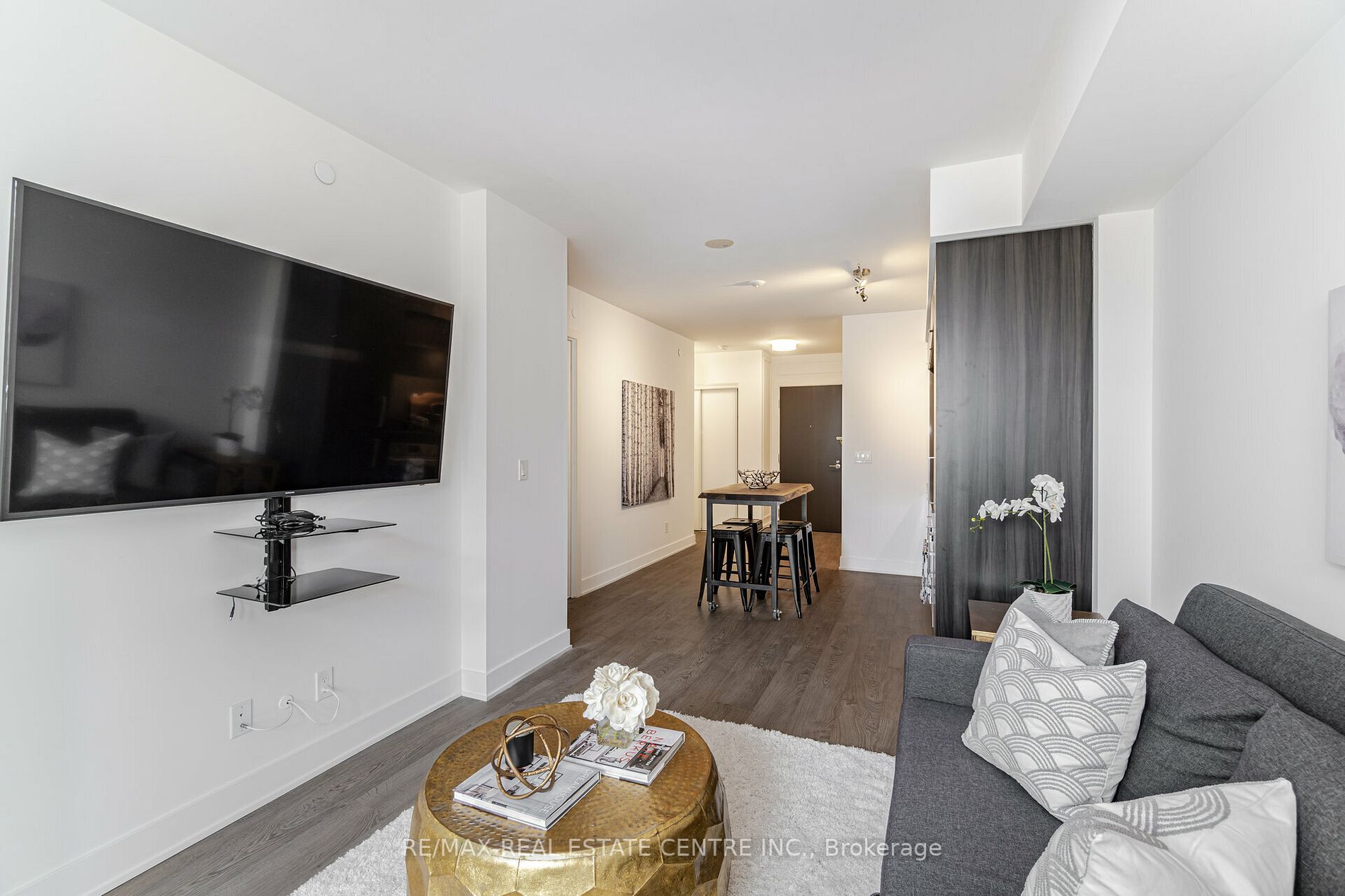 38 Cameron St, #416