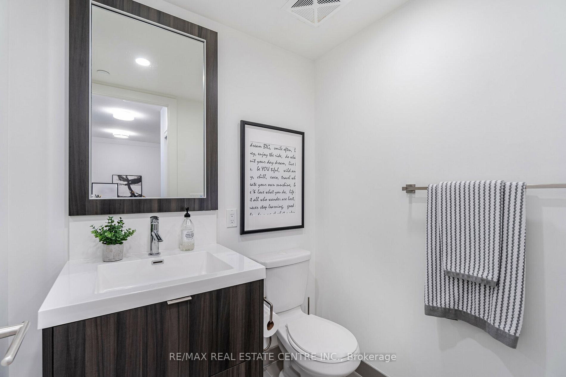 38 Cameron St, #416