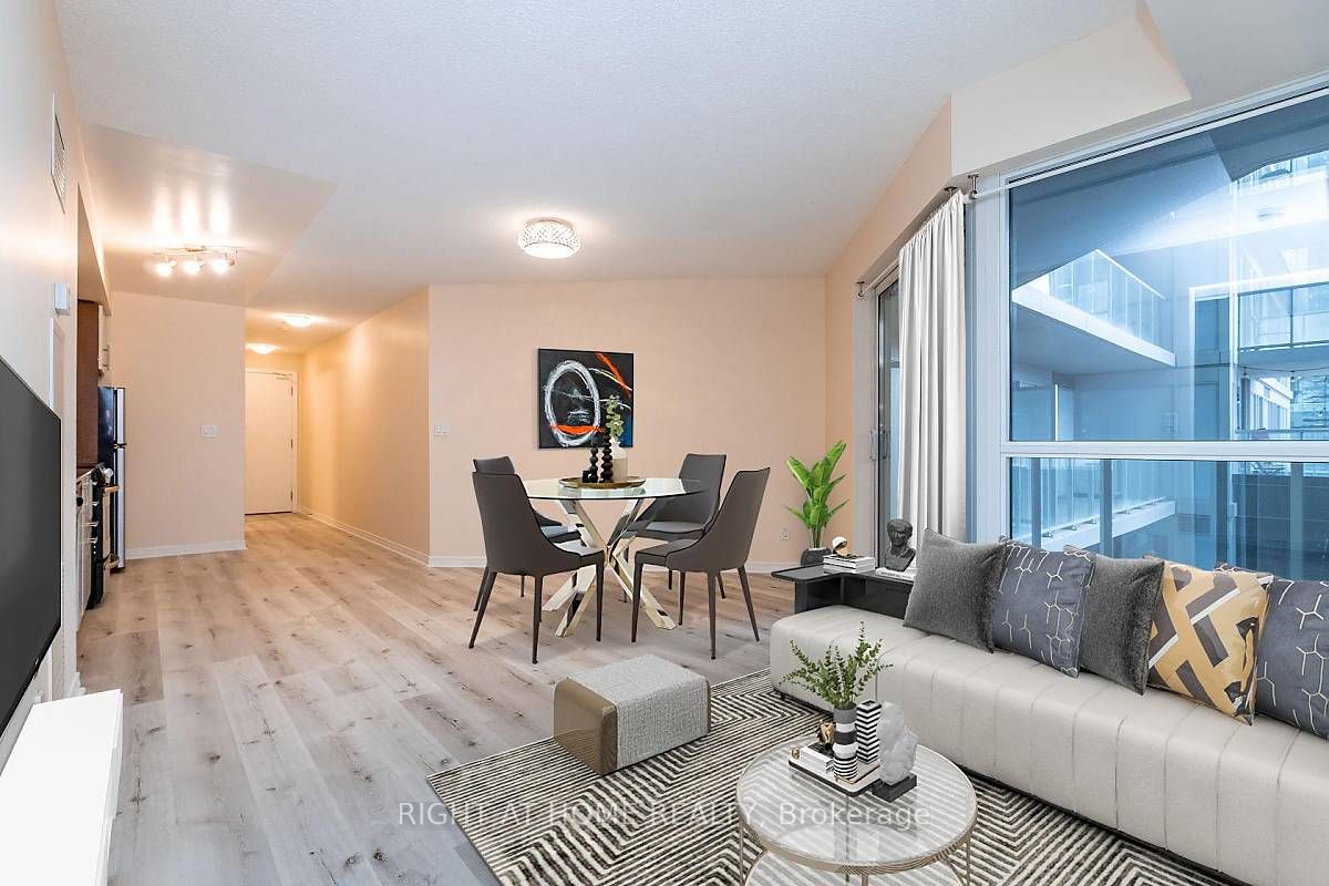 352 Front St W, #512