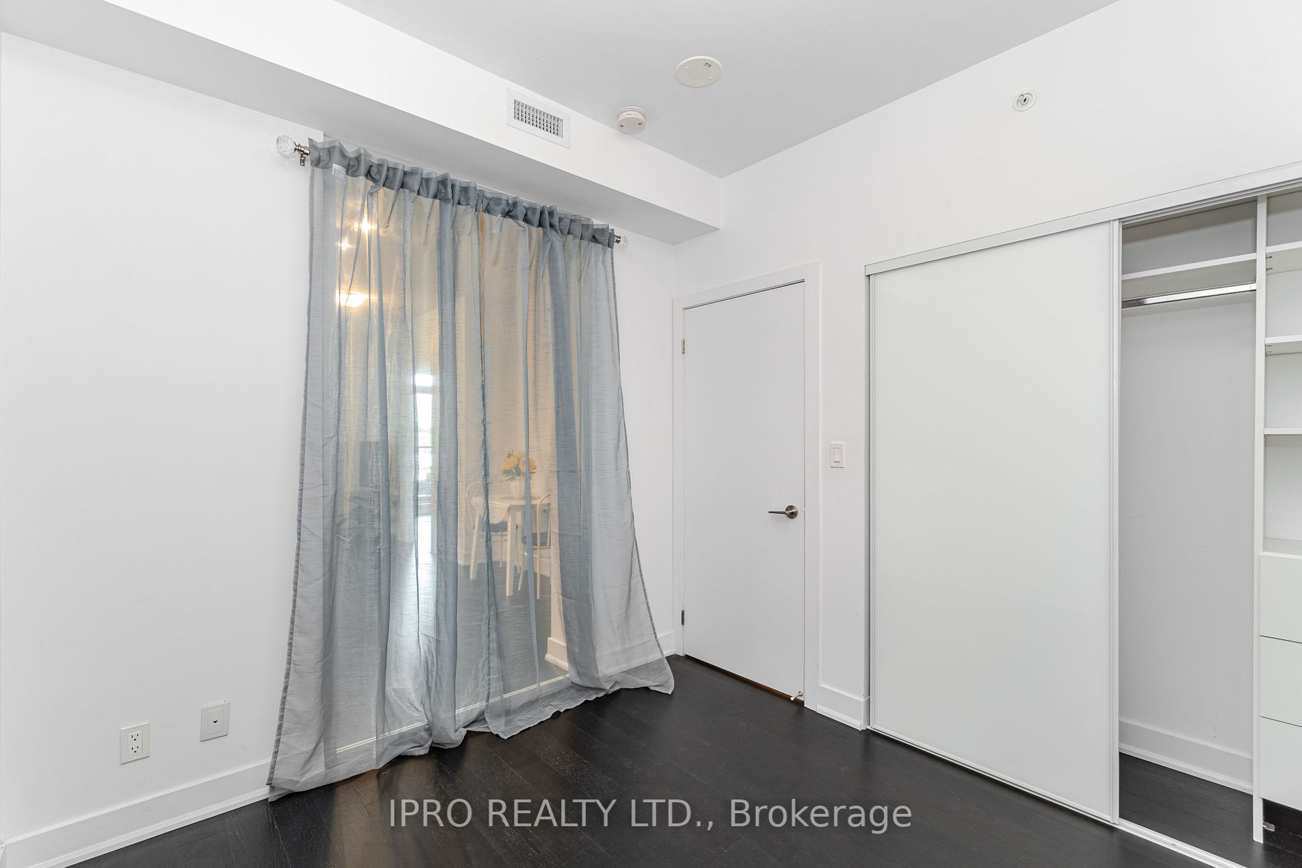 1486 Bathurst St, #201