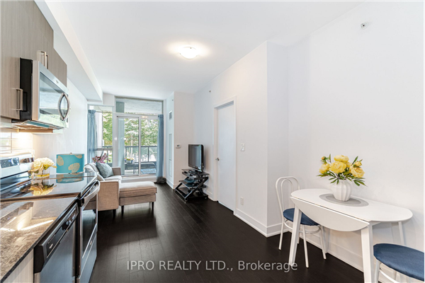 1486 Bathurst St, Toronto
