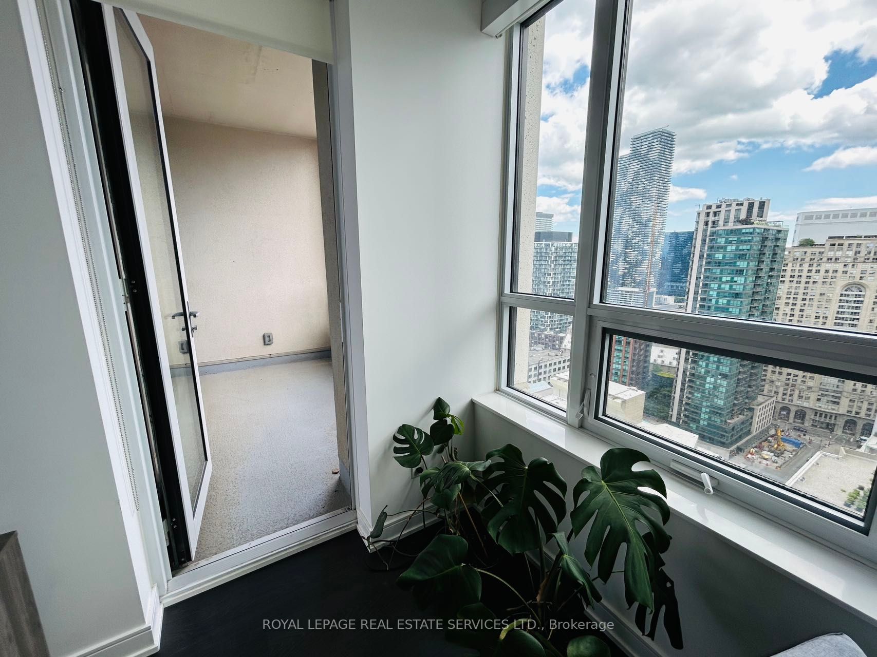 88 Scott St, #2309