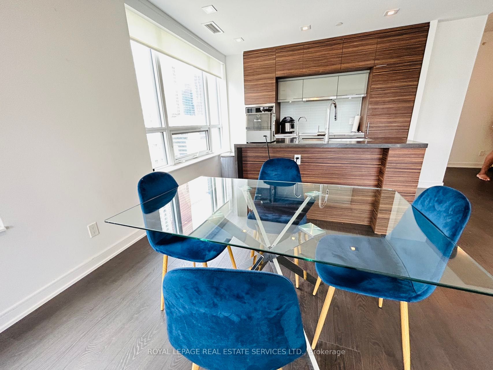 88 Scott St, #2309