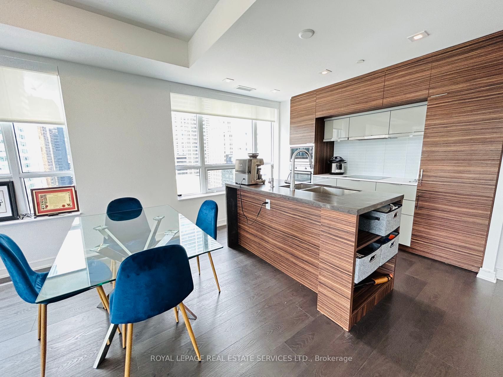 88 Scott St, #2309