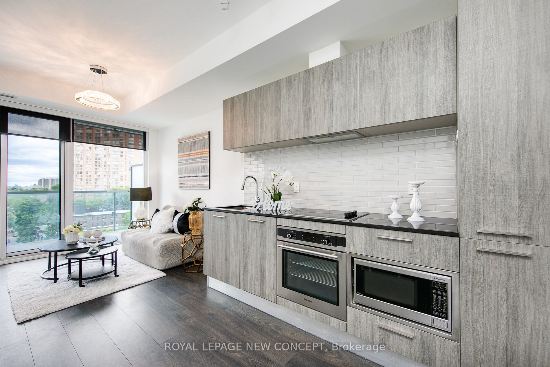 3 Gloucester St E, #810