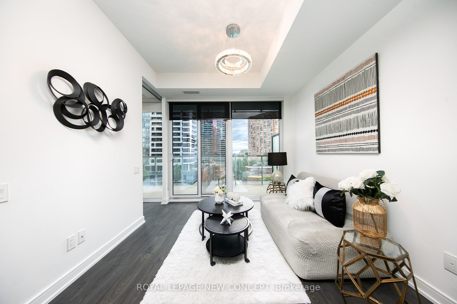 3 Gloucester St E, #810