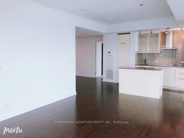 14 York St, #4808