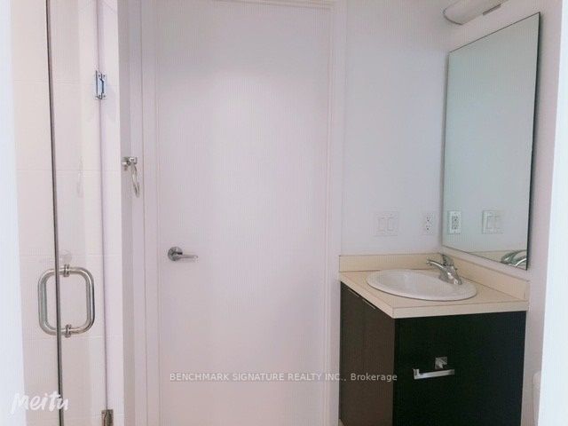 14 York St, #4808