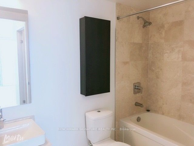 14 York St, #4808