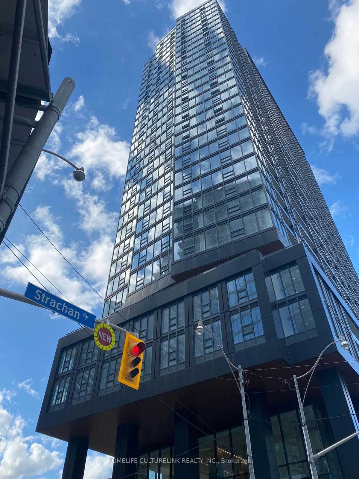 19 Western Battery Rd, #2216