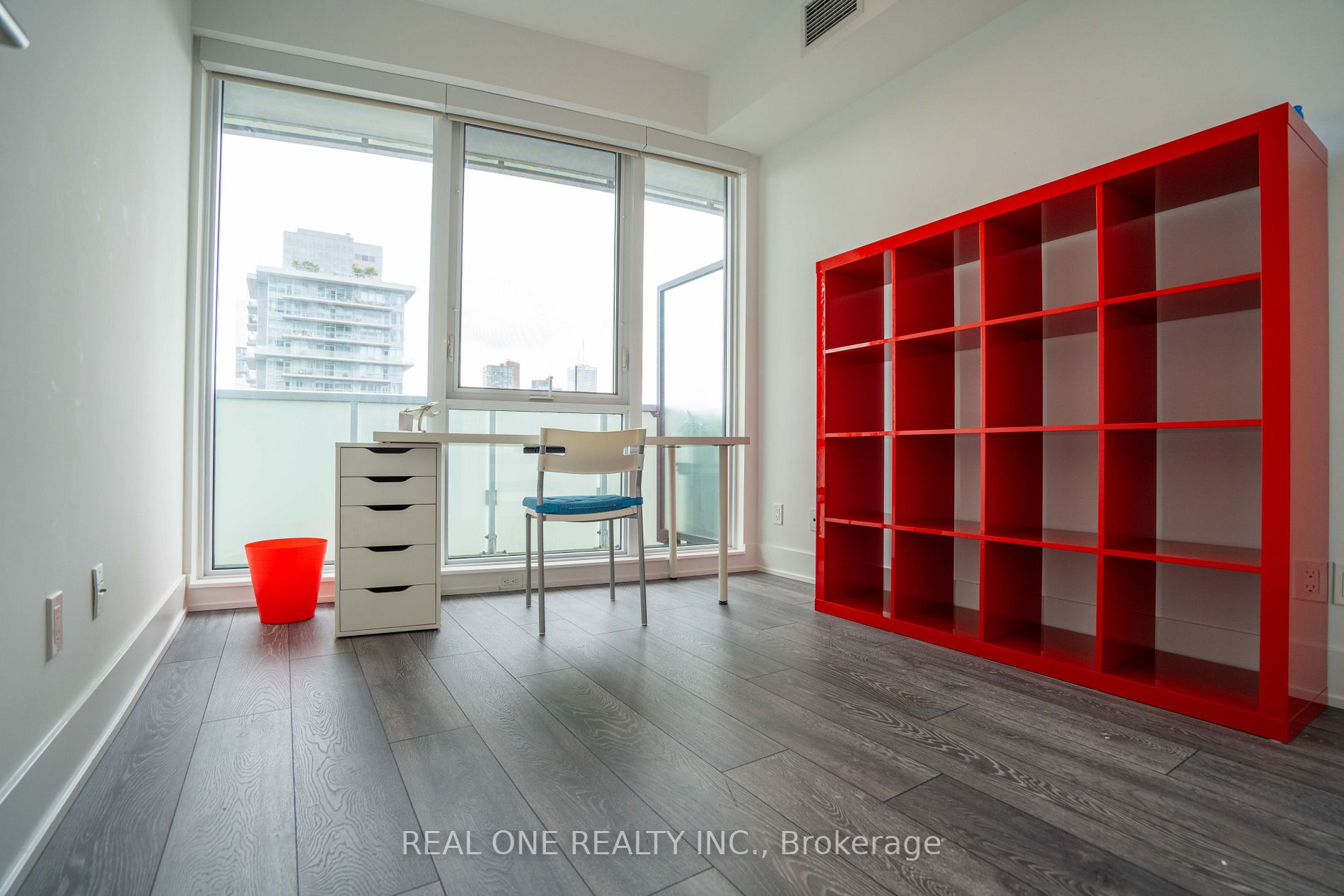 403 Church St, #2112