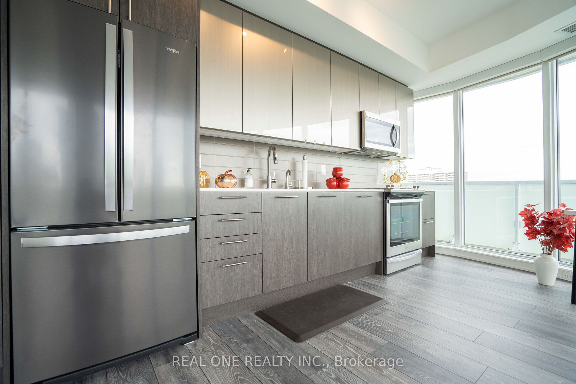 403 Church St, #2112