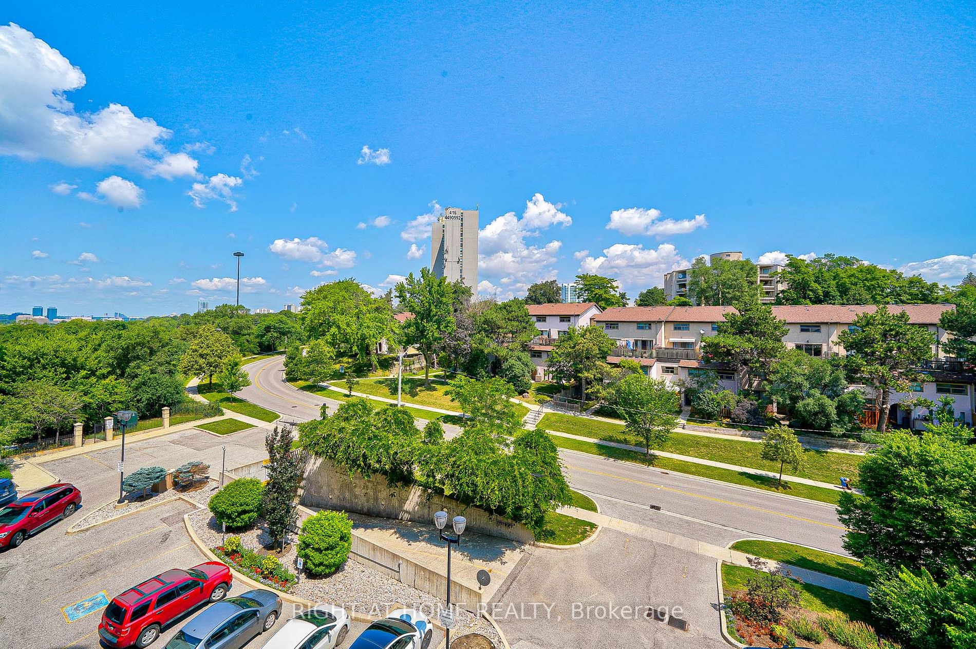 18 Valley Woods Rd, #813