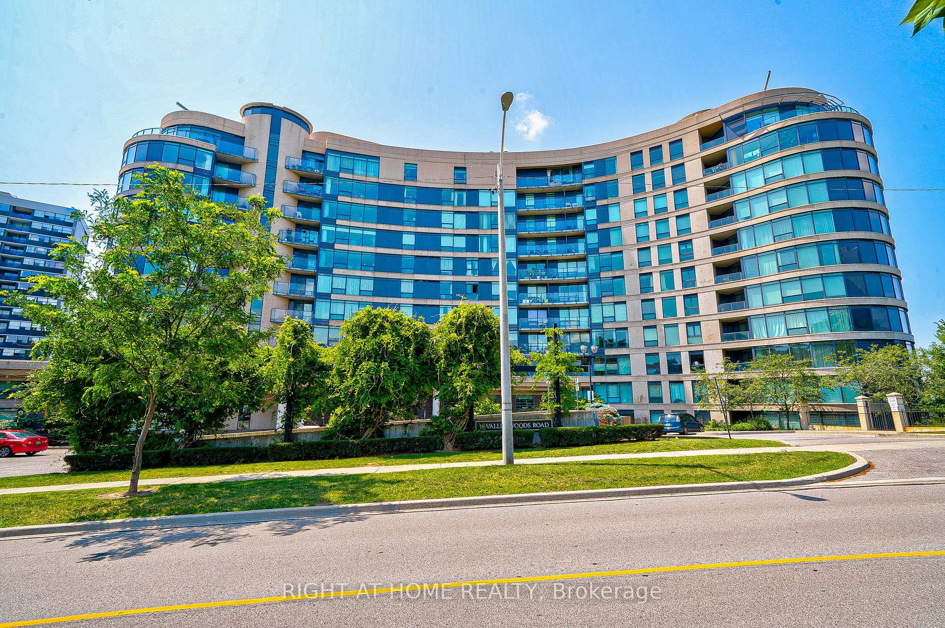 18 Valley Woods Rd, #813