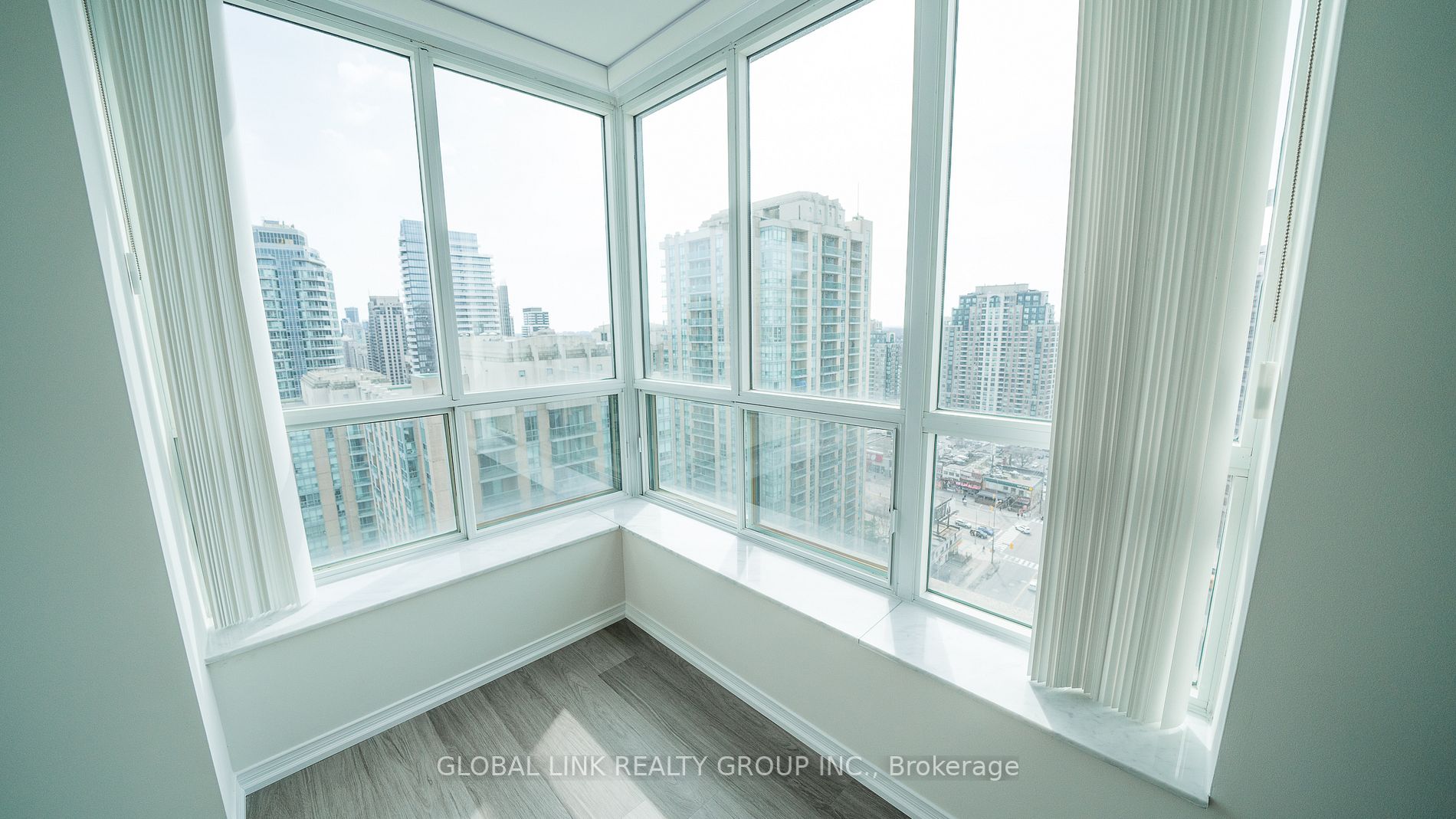 3 Pemberton Ave, #2302
