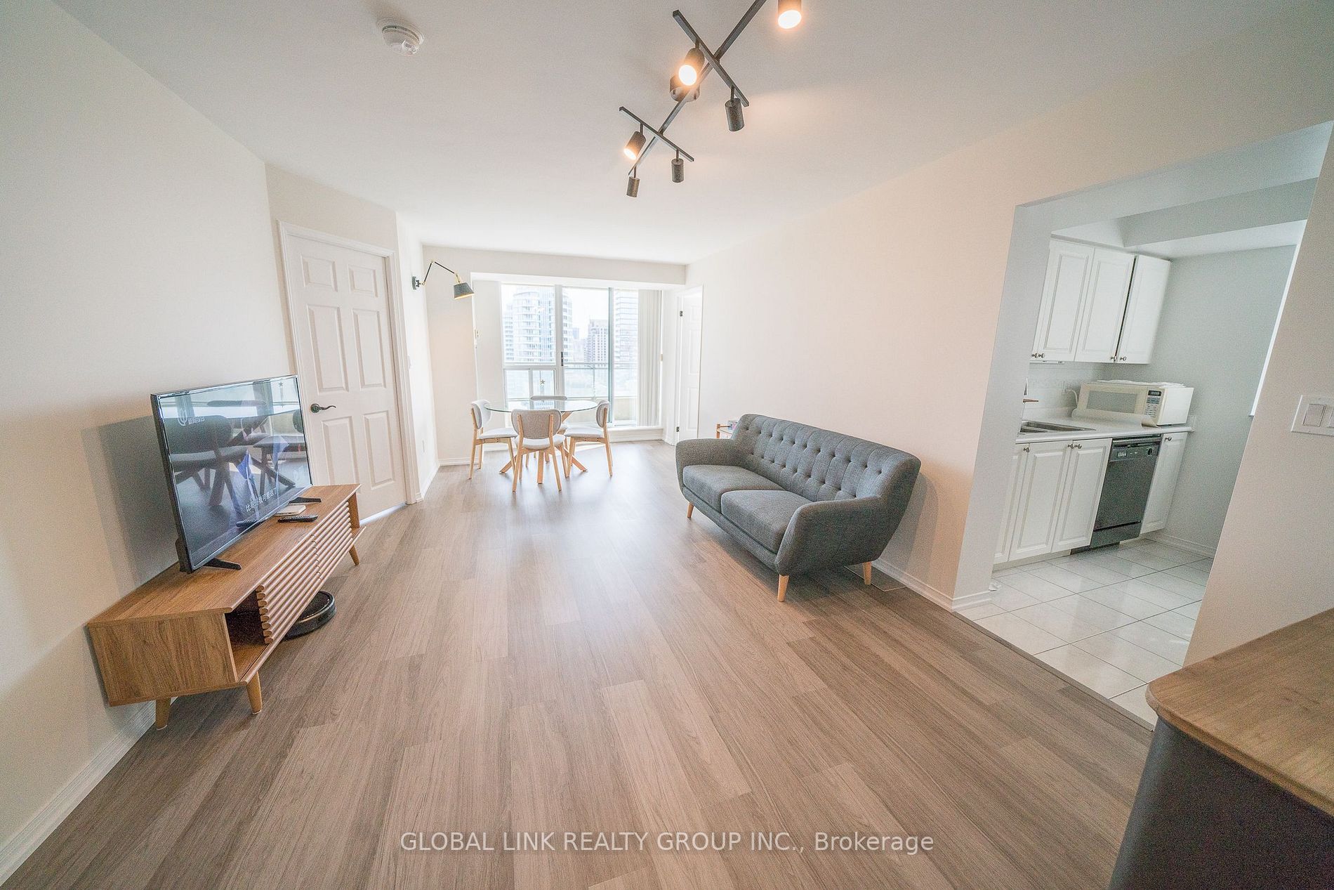 3 Pemberton Ave, #2302