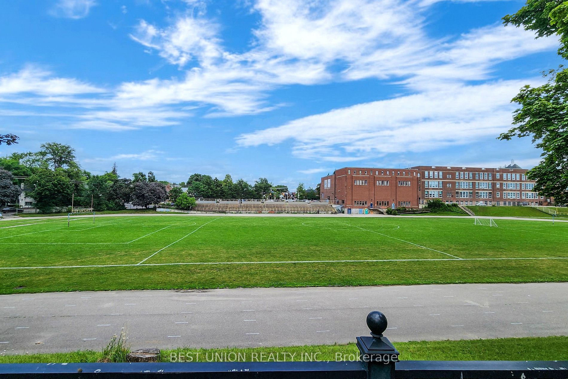 485 Rosewell Ave, #512