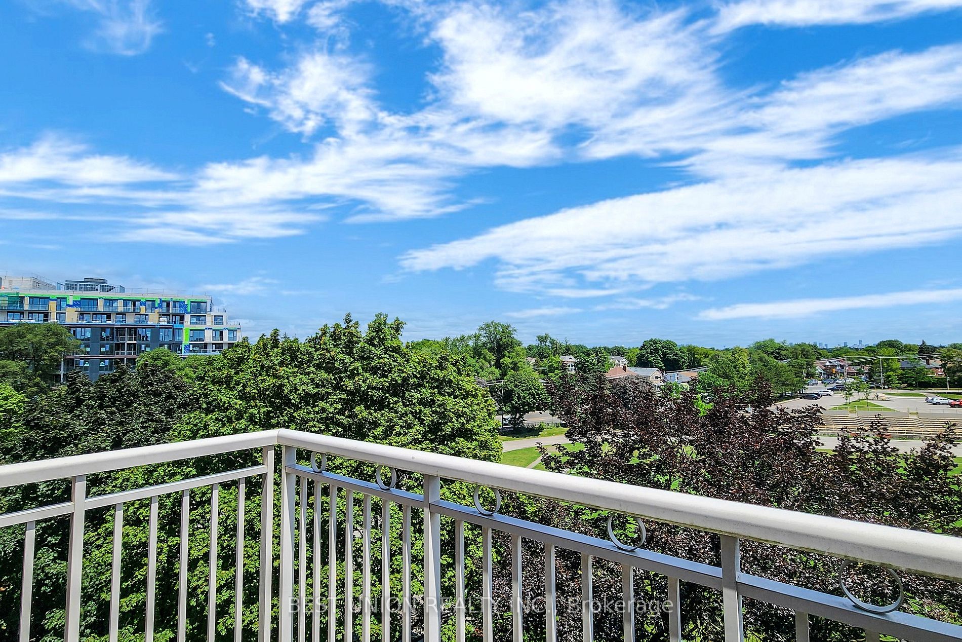 485 Rosewell Ave, #512