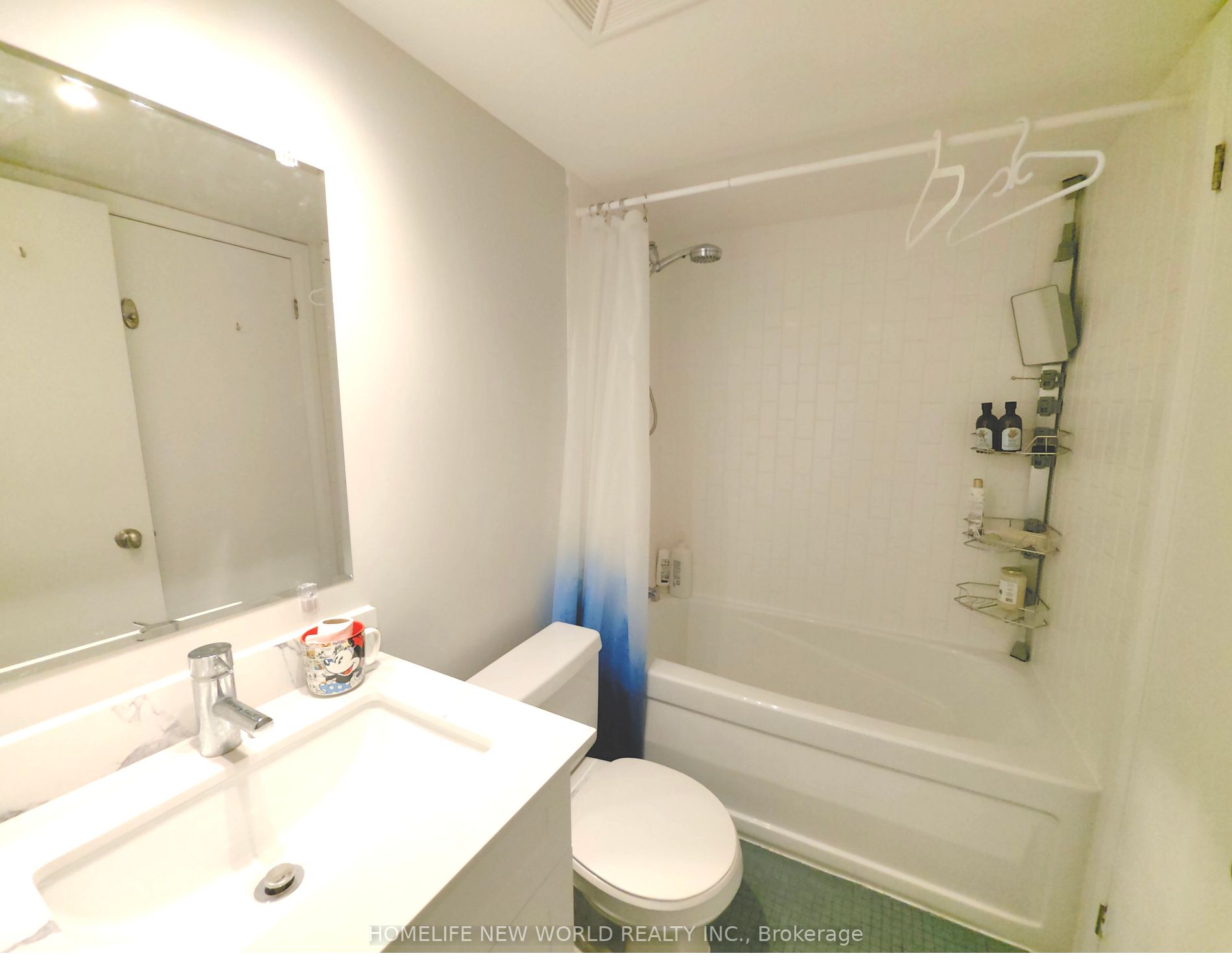 111 Elizabeth Street, #951