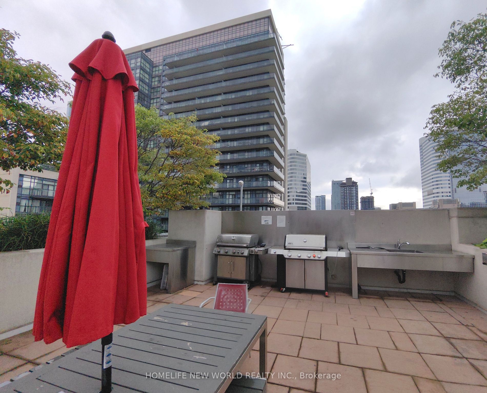 111 Elizabeth Street, #951