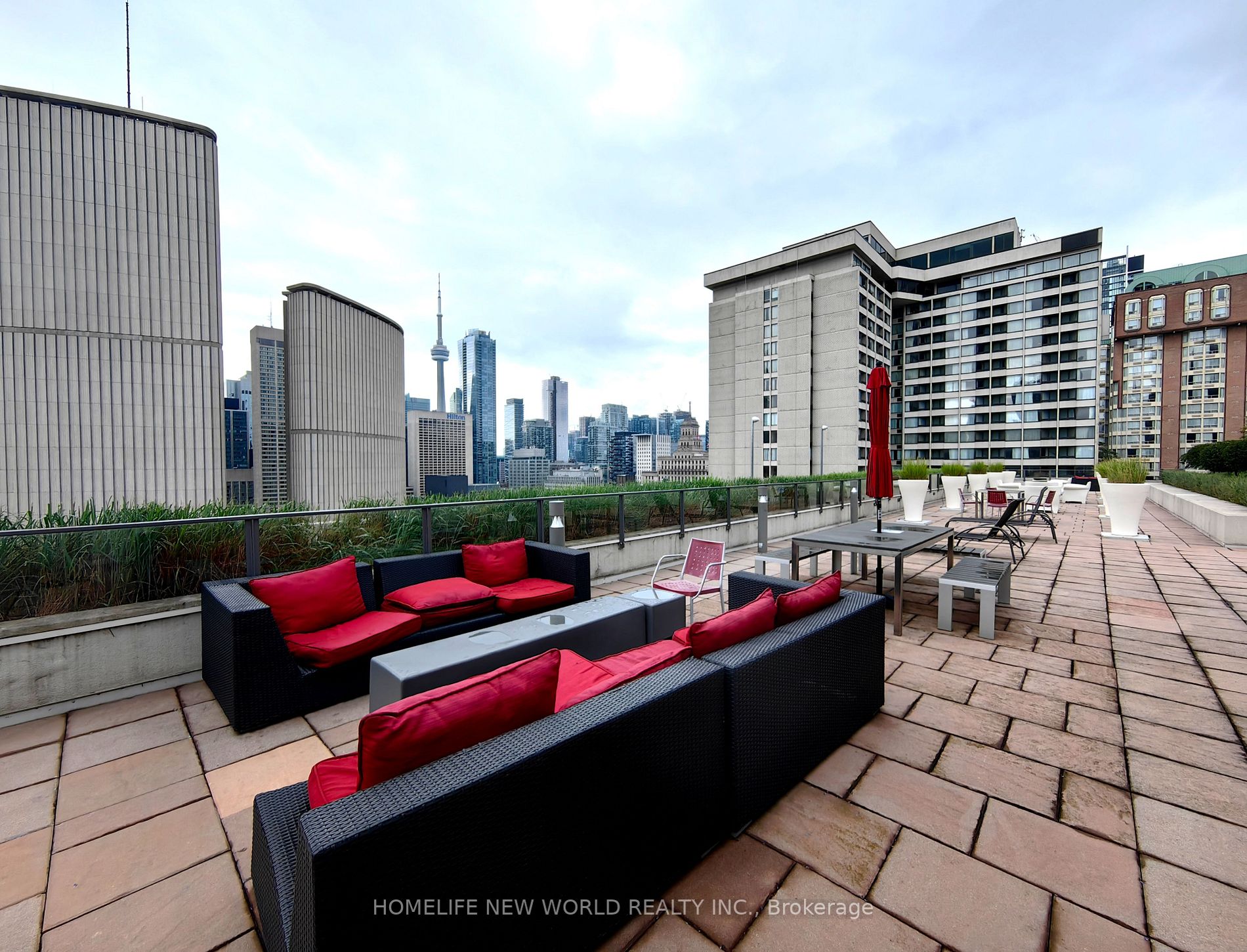 111 Elizabeth Street, #951