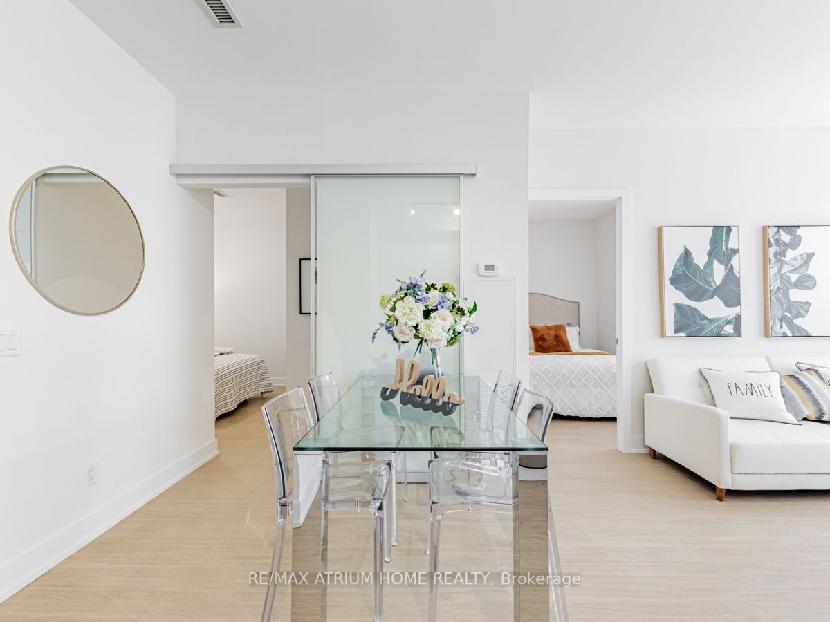 7 Grenville St, #512