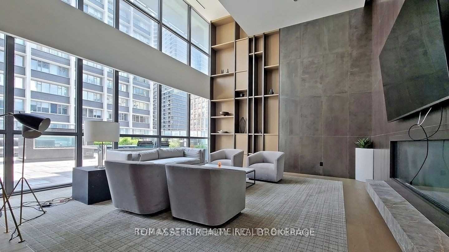 7 Grenville St, #512