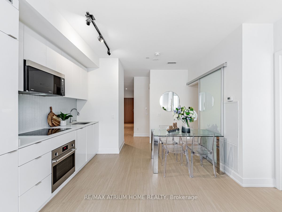 7 Grenville St, #512
