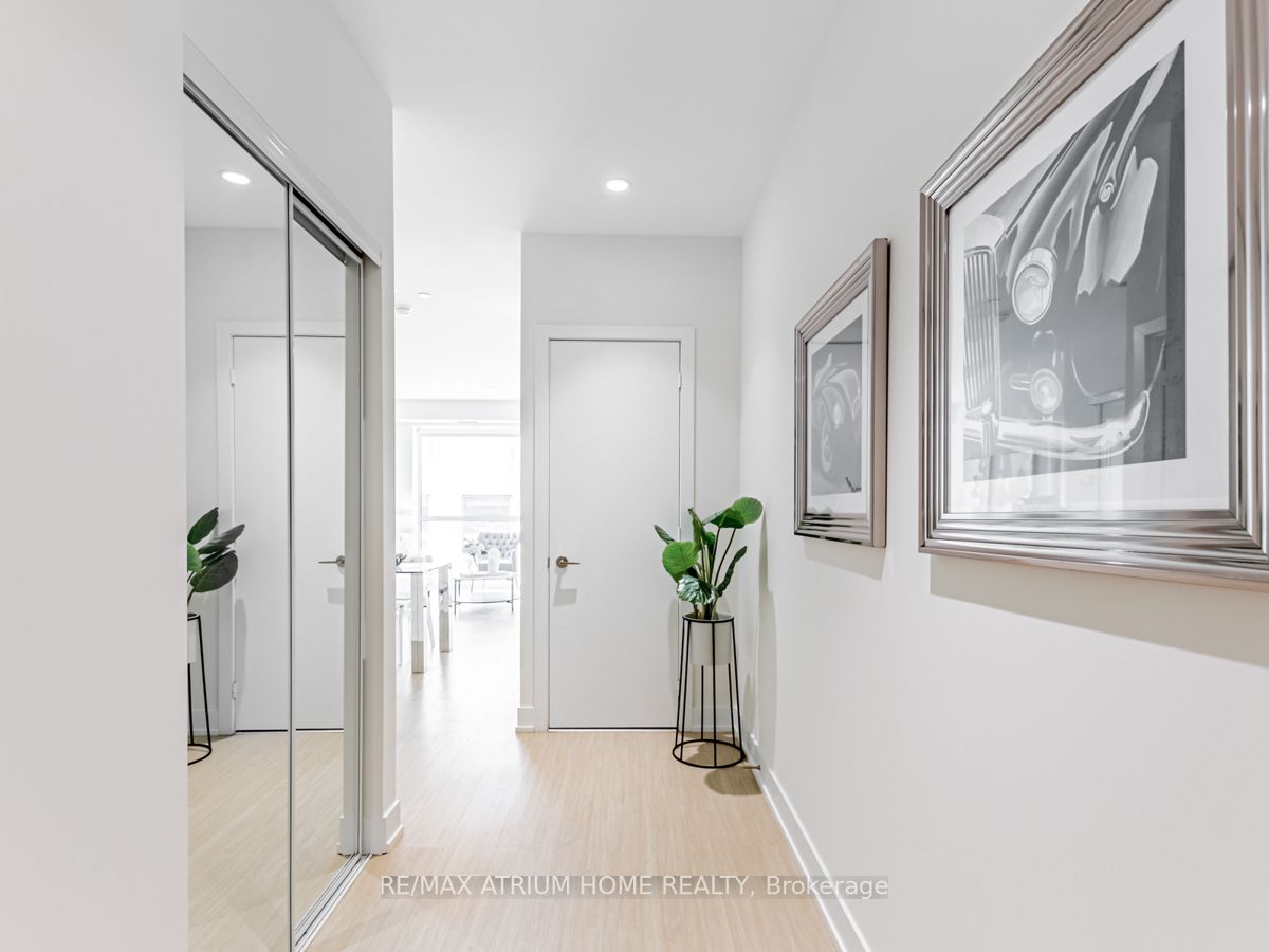 7 Grenville St, #512
