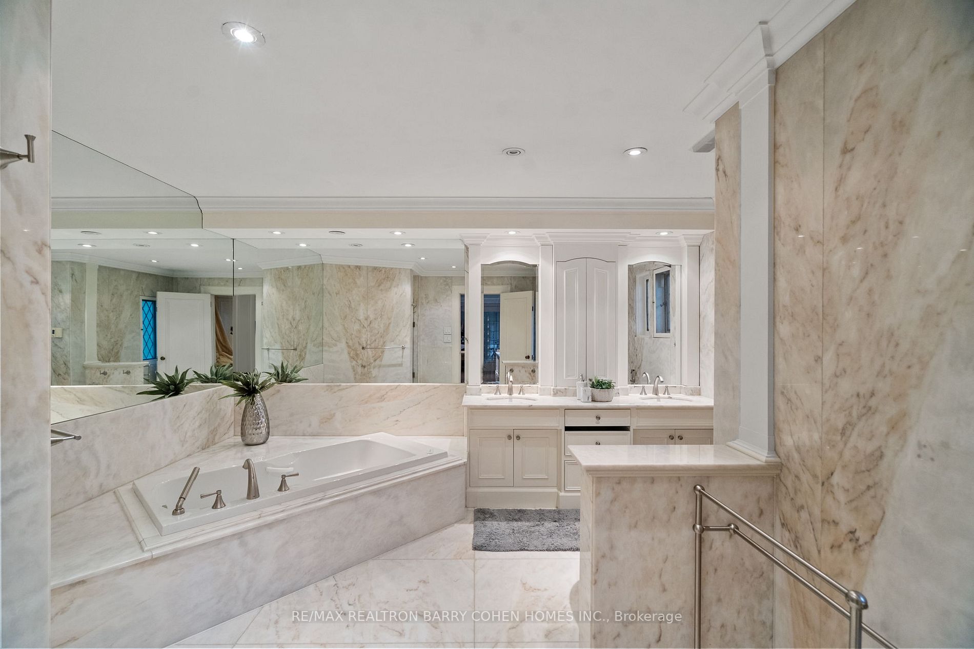 170 Forest Hill Rd