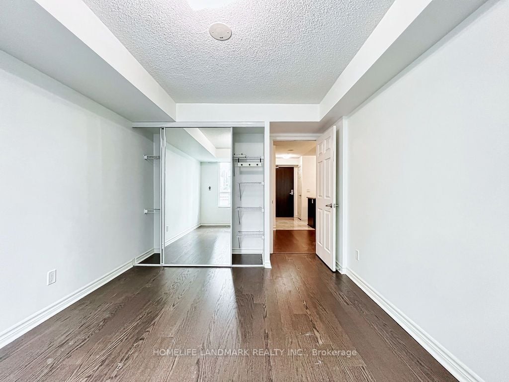 25 Lower Simcoe St, #1219