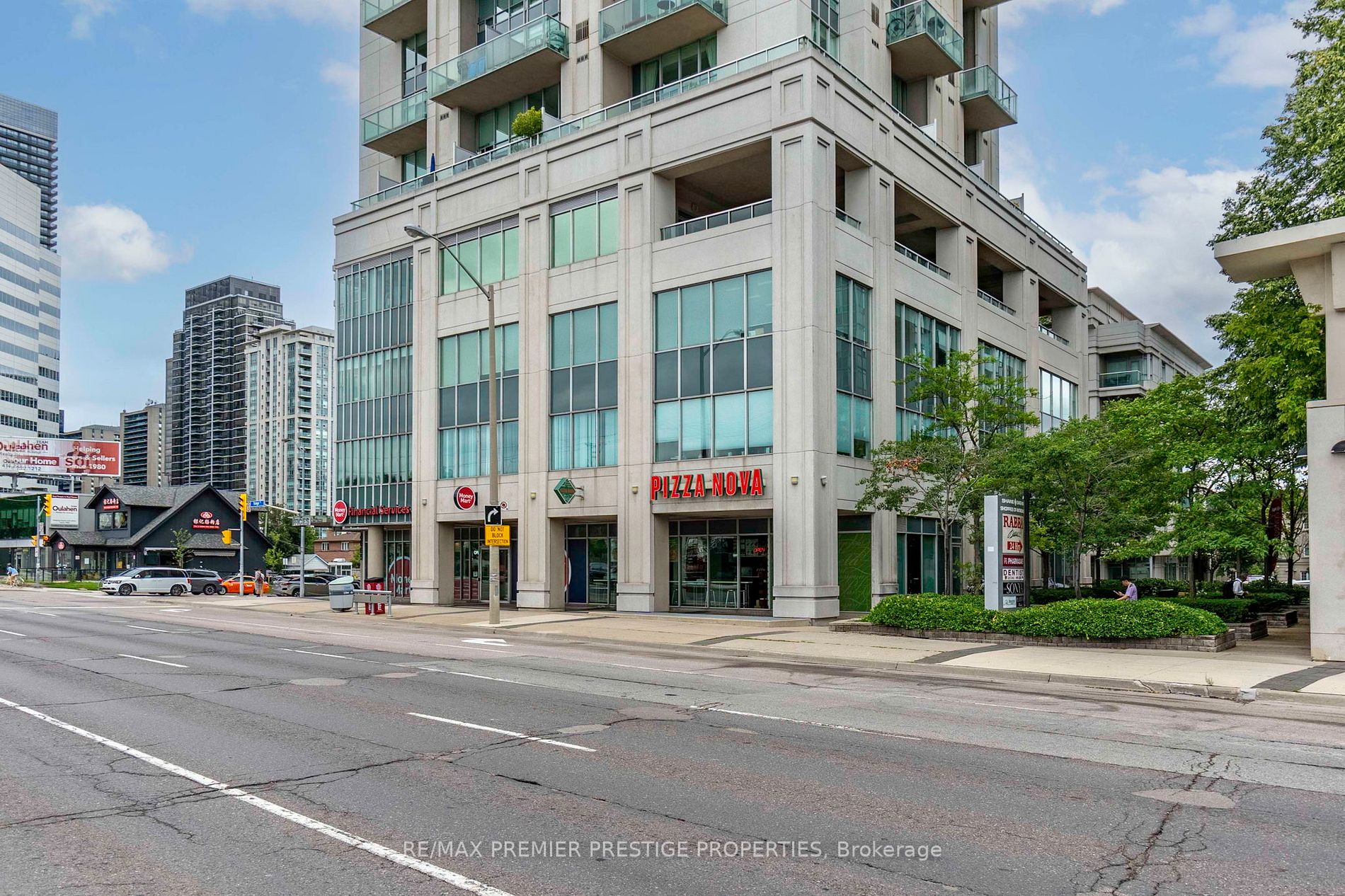 4665 Yonge St, #309