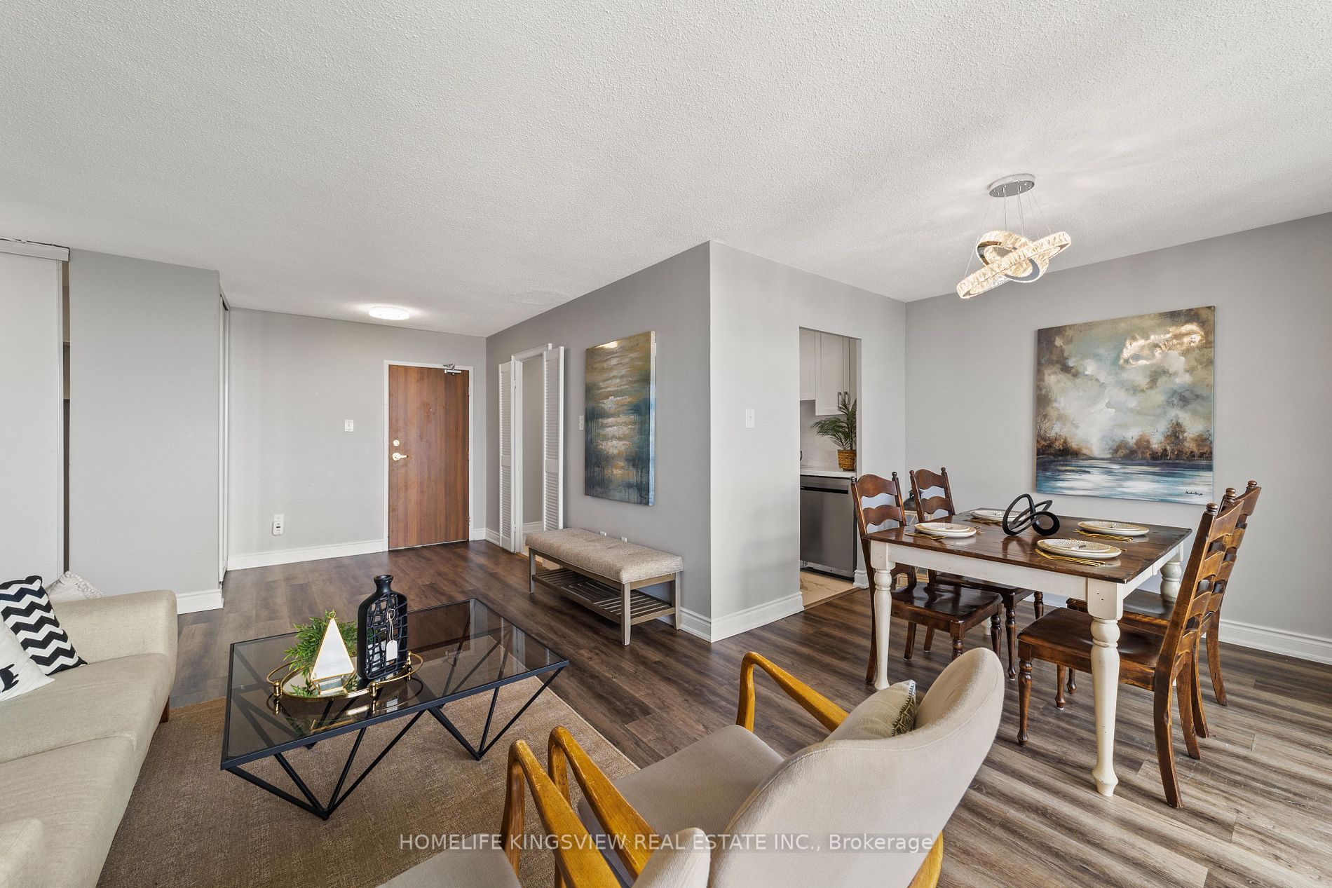 350 Seneca Hill Dr, #Ph4