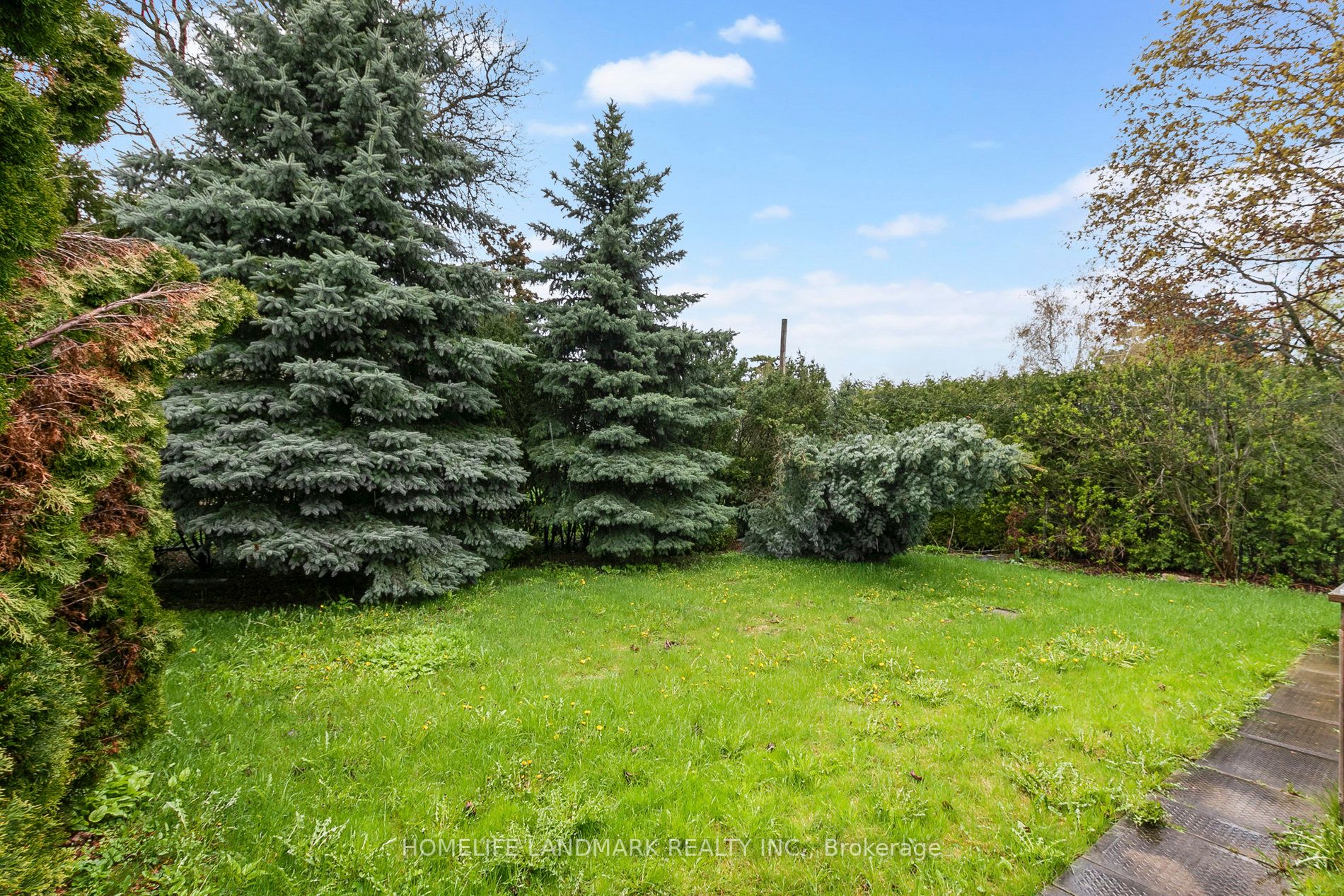 24 Burleigh Heights Drive
