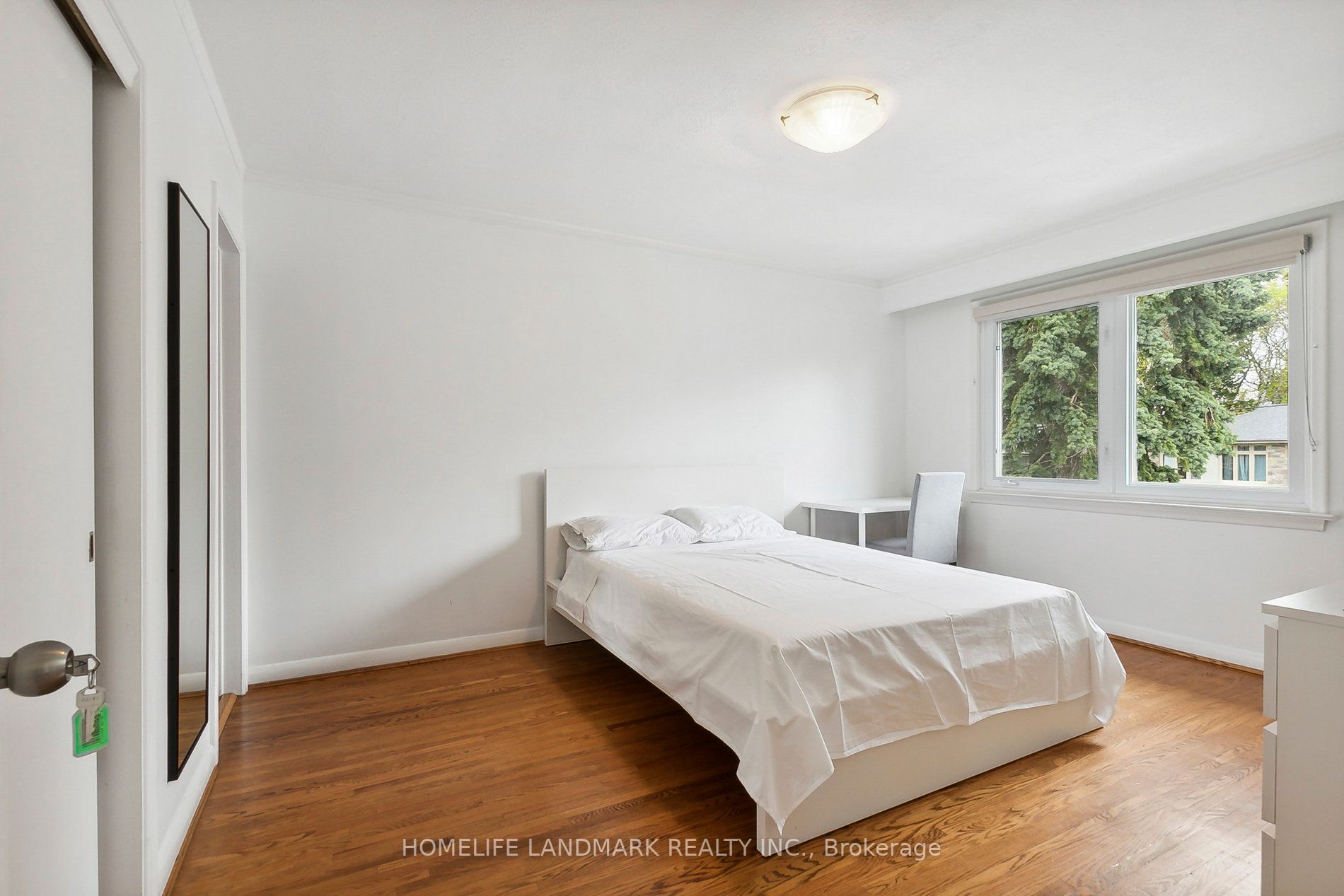 24 Burleigh Heights Drive