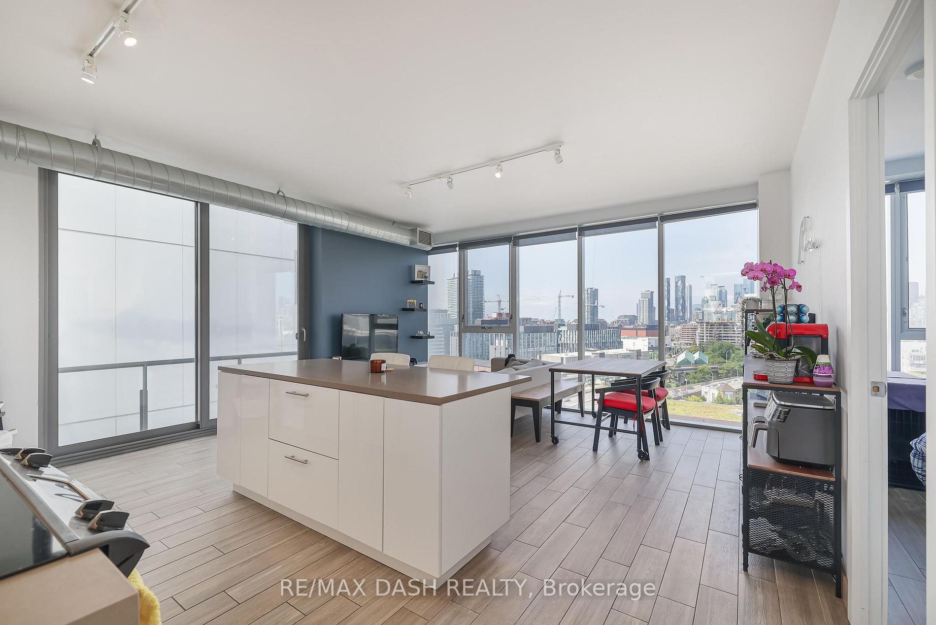 32 Trolley Cres, #1212