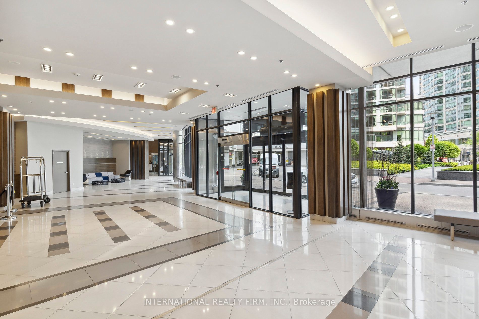 33 Bay St, #1105