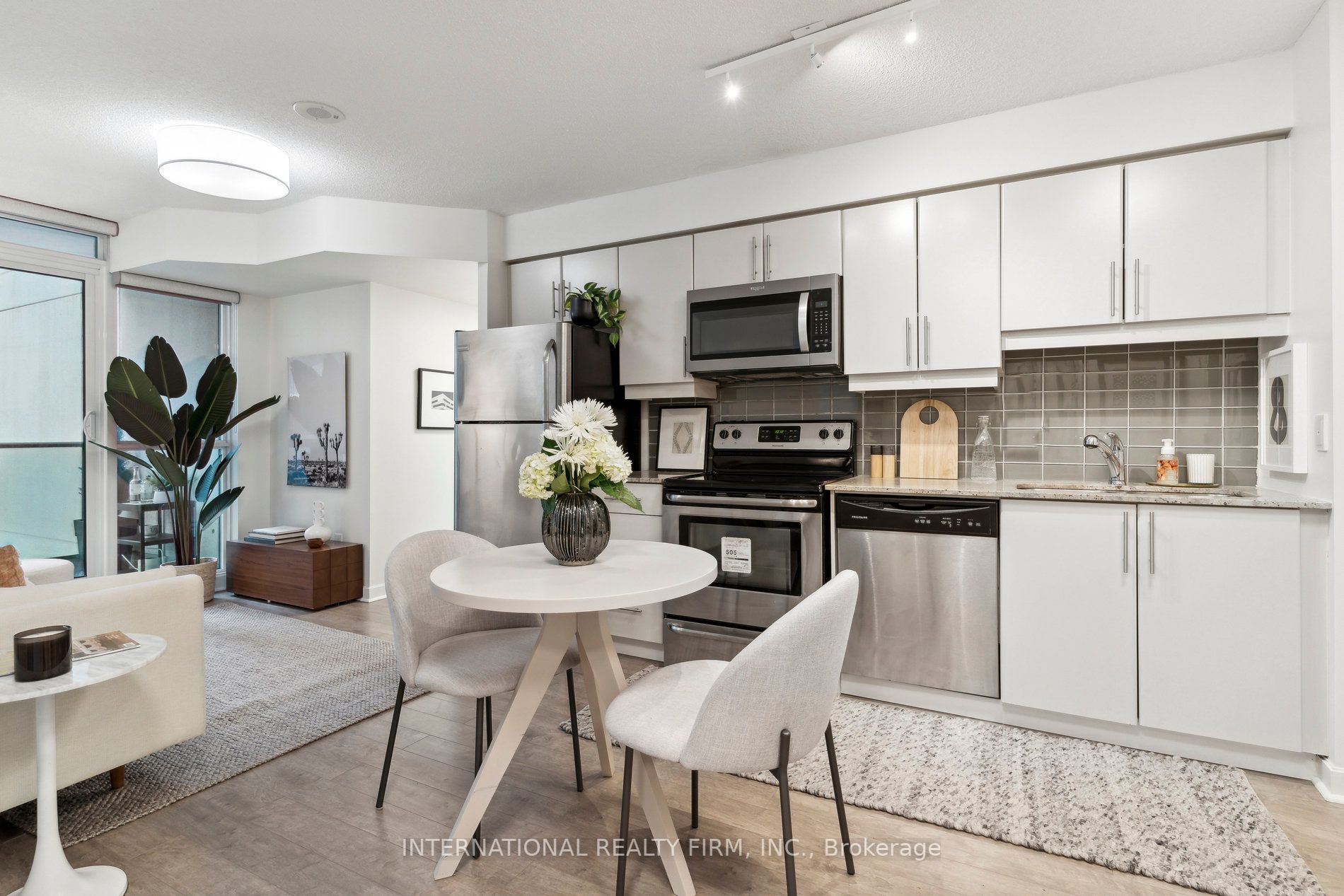33 Bay St, #1105