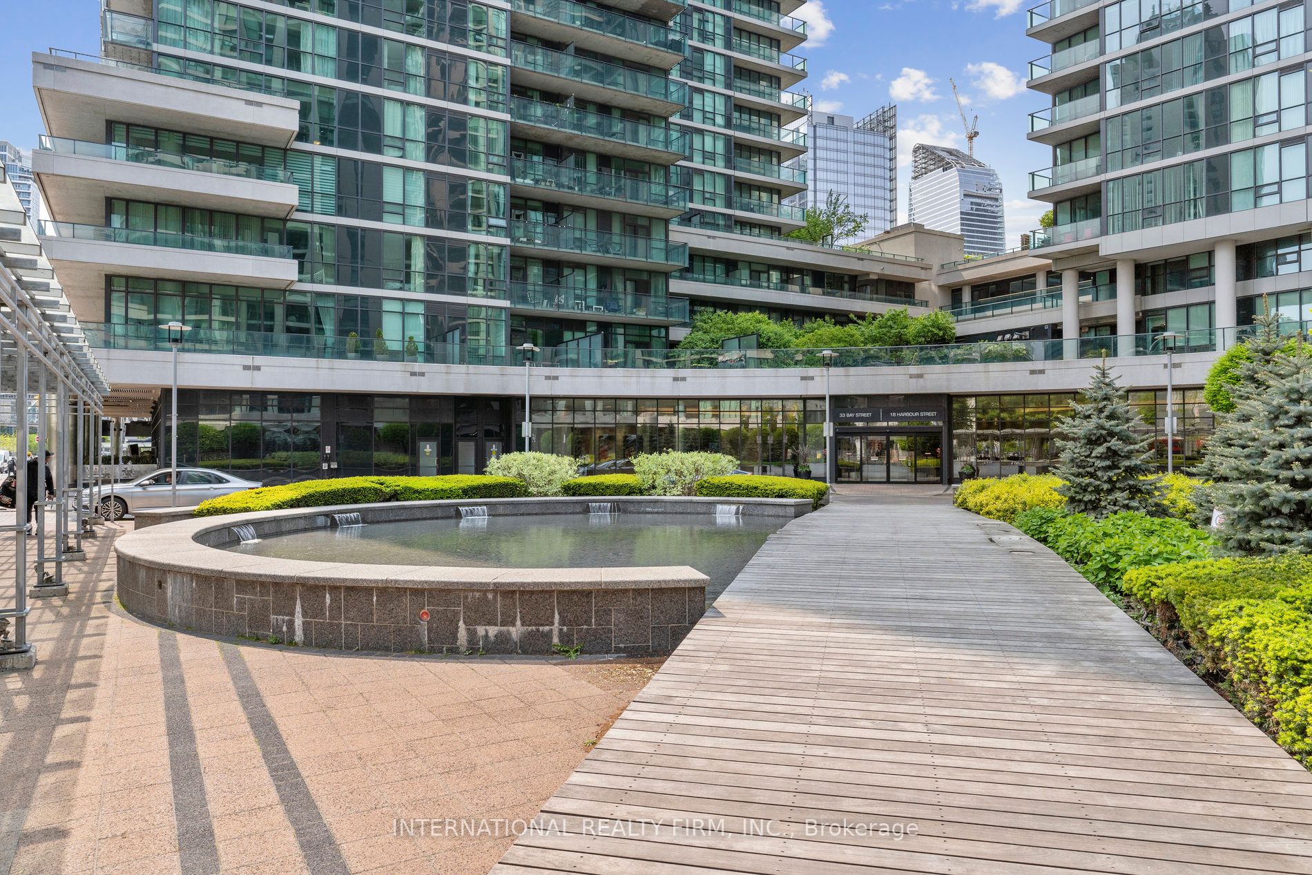 33 Bay St, #1105