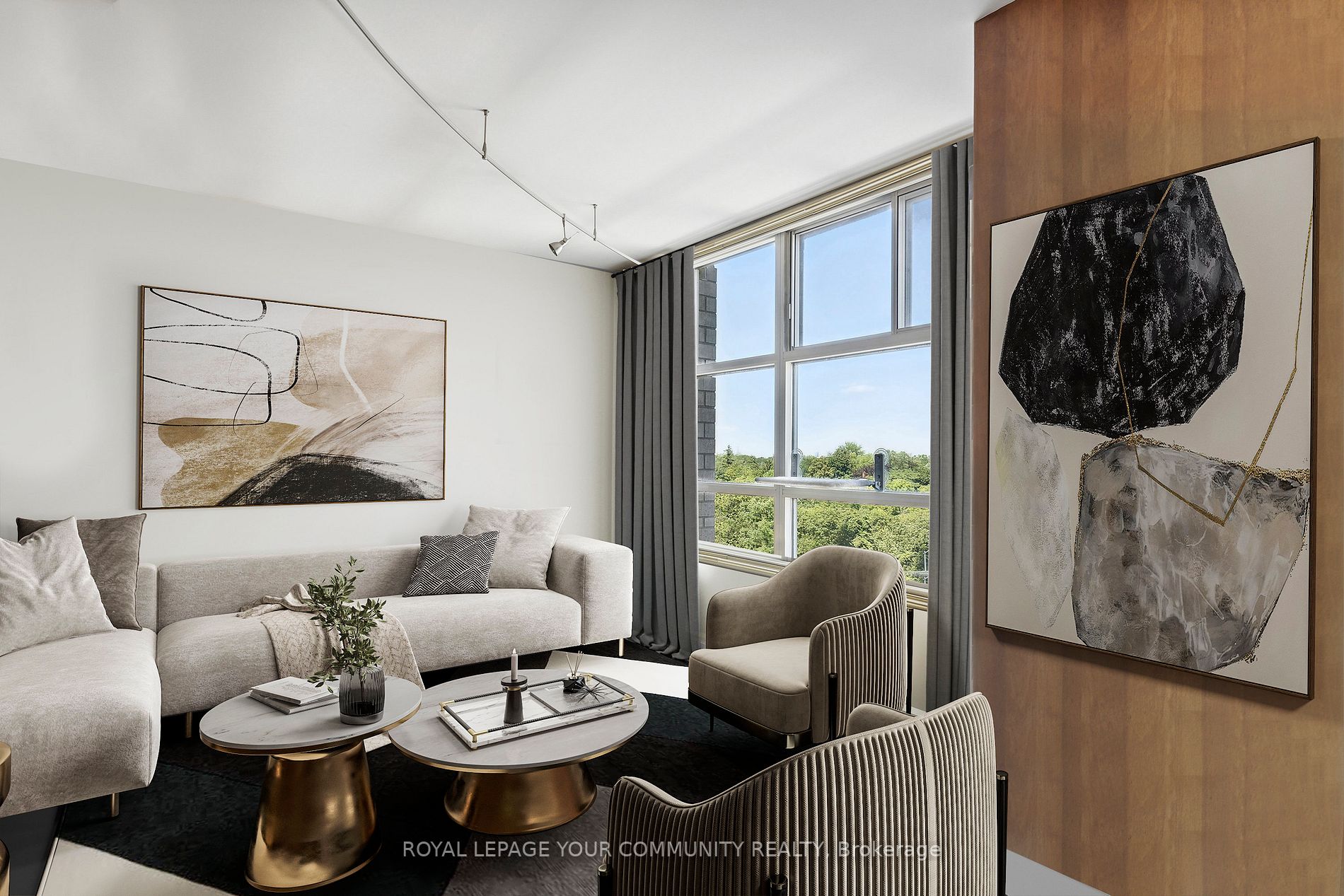 409 Bloor St E, #602