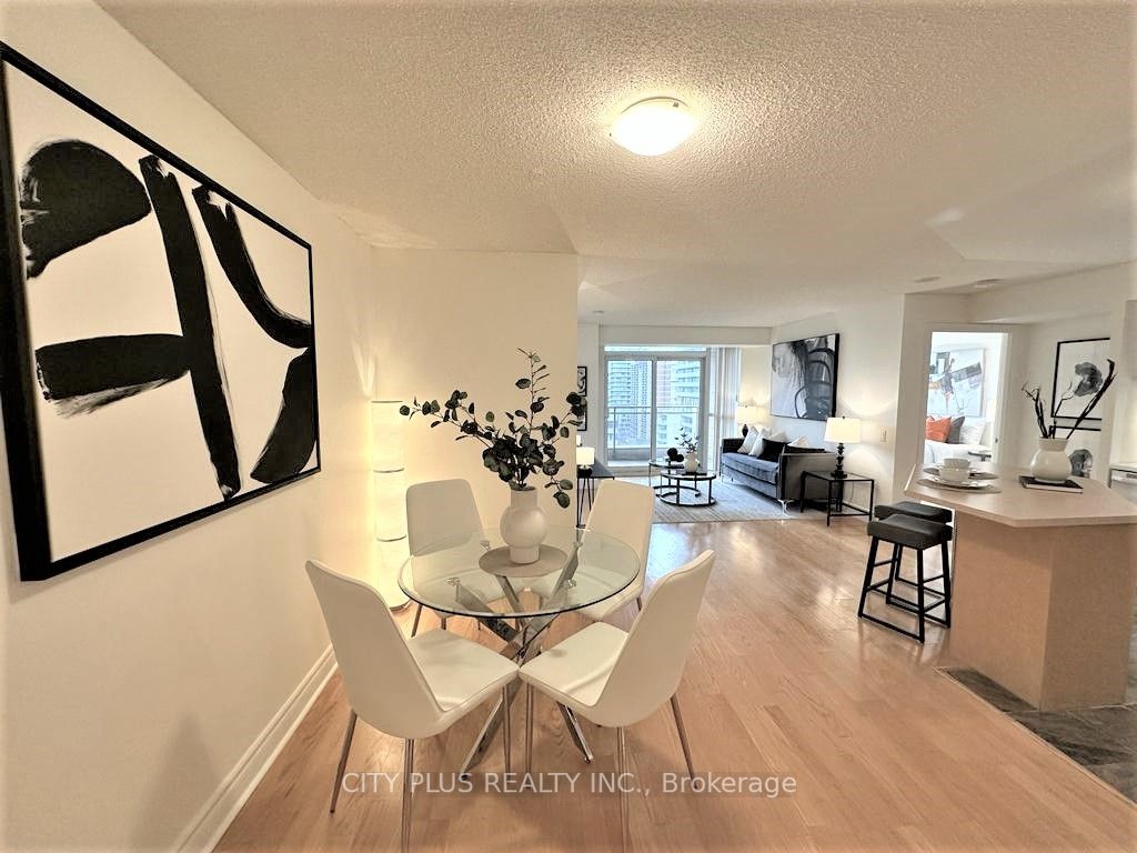 123 Eglinton Ave E, #1103