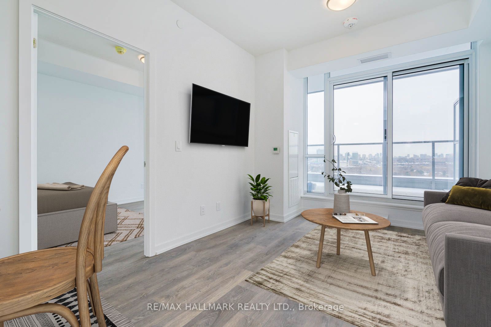 36 Forest Manor Rd, #406