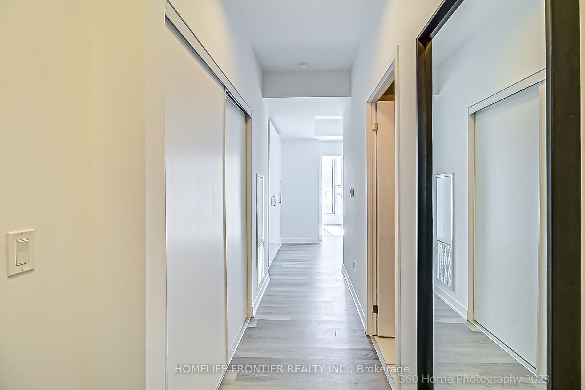 31 Tippett Rd, #731